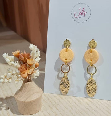 Gold lotus